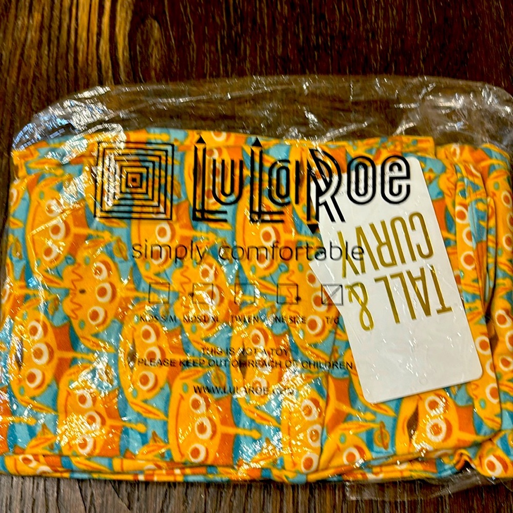 Lularoe Toy Story Green Martians Leggings